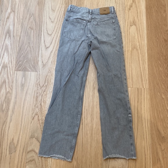 Zara straightforward jeans, size 10, grey. - Picture 2 of 2